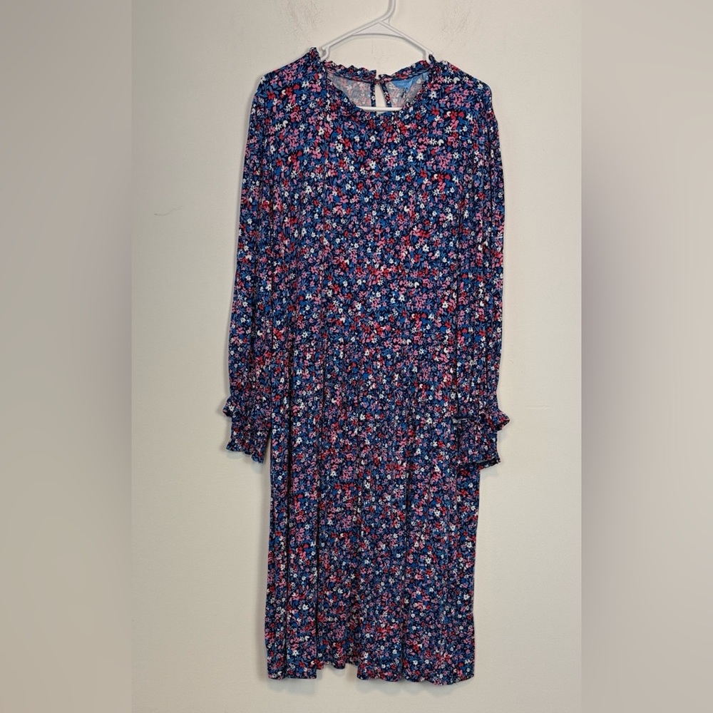 Draper James Kitty Knit Shift Dress Long Sleeve
Whispy Floral Blue. Size 2X. NWT
